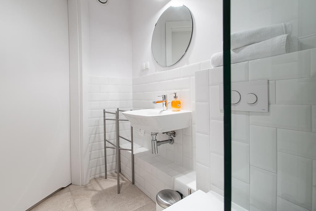 Homewell Apartments Wilson Park Познан Екстериор снимка